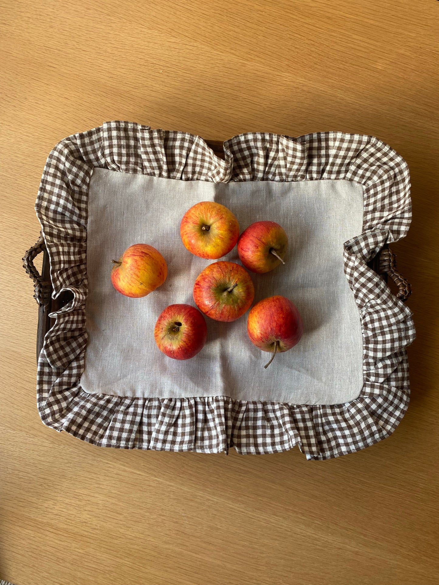 Gingham linen ruffle napkin